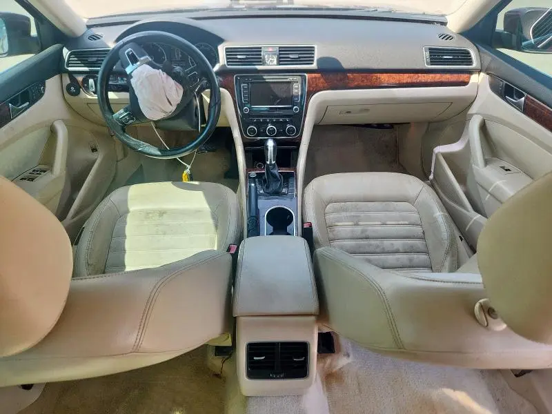 2013 VOLKSWAGEN PASSAT SEL  