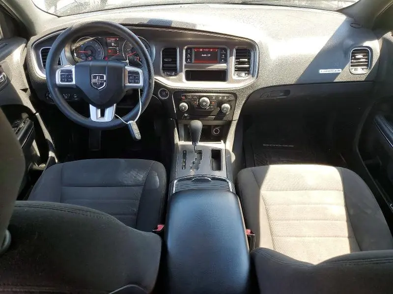 2012 DODGE CHARGER SE  