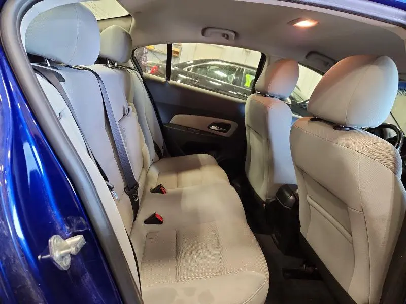 2012 CHEVROLET CRUZE LT  