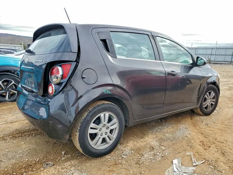 2015 CHEVROLET SONIC LT  