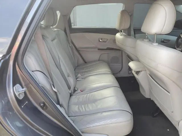 2012 TOYOTA VENZA LE  