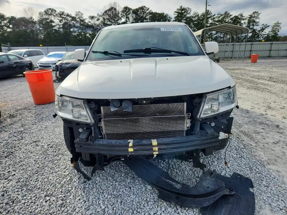2013 DODGE JOURNEY SXT  