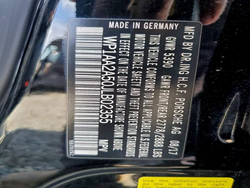 2018 PORSCHE MACAN   