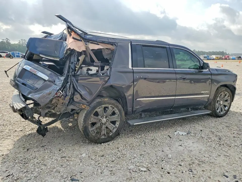 2016 GMC YUKON XL DENALI  