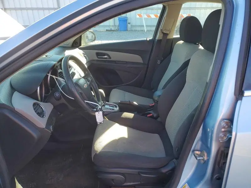 2011 CHEVROLET CRUZE LS  