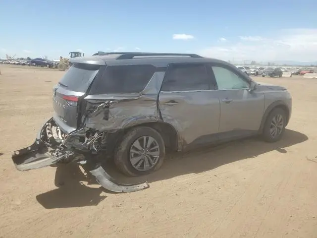 2024 NISSAN PATHFINDER SV  