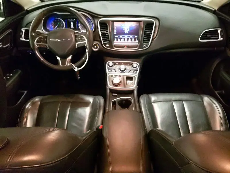 2017 CHRYSLER 200 LIMITED  