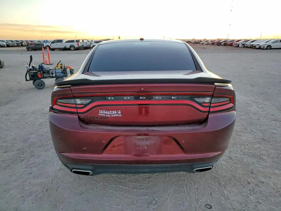 2019 DODGE CHARGER SXT  