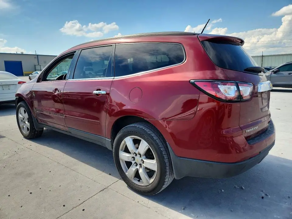 2017 CHEVROLET TRAVERSE LT  