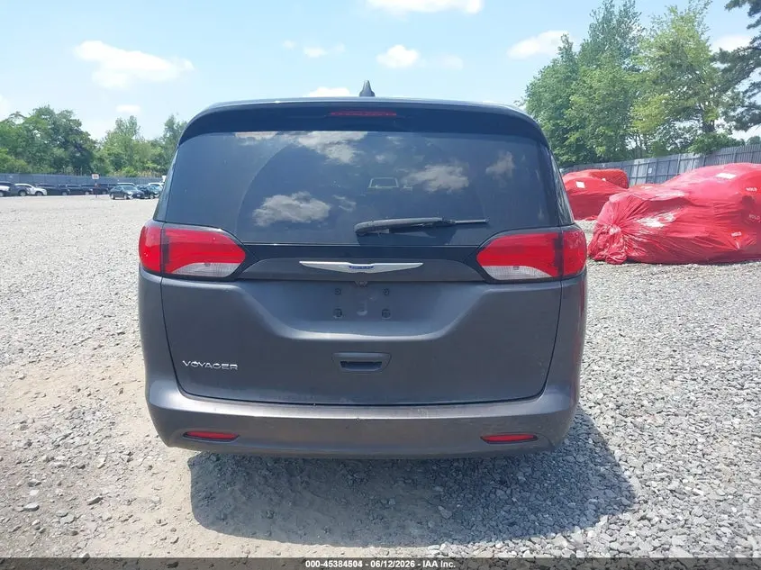 2020 CHRYSLER VOYAGER LX