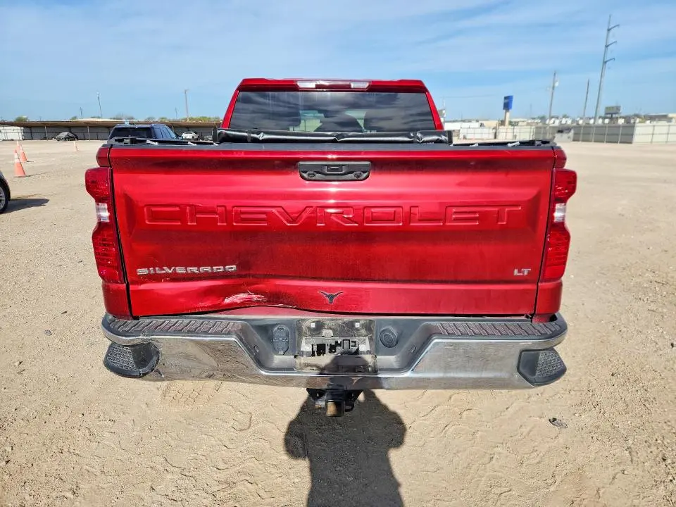 2023 CHEVROLET SILVERADO C1500 LT  