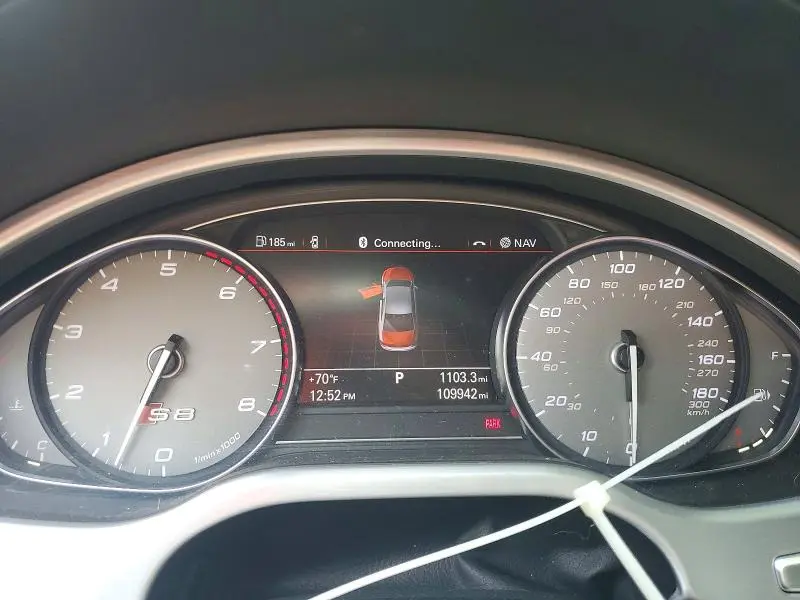 2013 AUDI S8 QUATTRO  