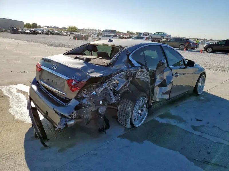 2015 INFINITI Q50 BASE  