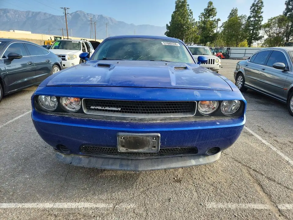 2012 DODGE CHALLENGER SXT  