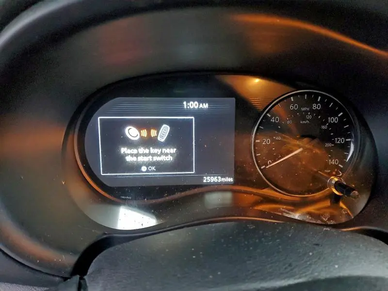 2023 NISSAN KICKS SR  