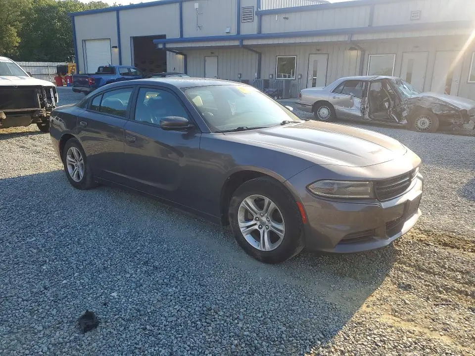 2020 DODGE CHARGER SXT  