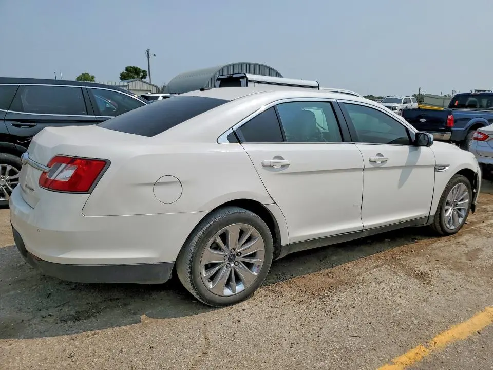 2012 FORD TAURUS LIMITED  