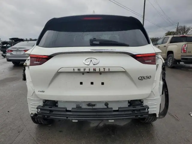 2021 INFINITI QX50 LUXE  