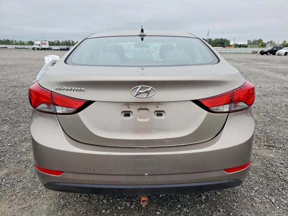 2014 HYUNDAI ELANTRA SE  