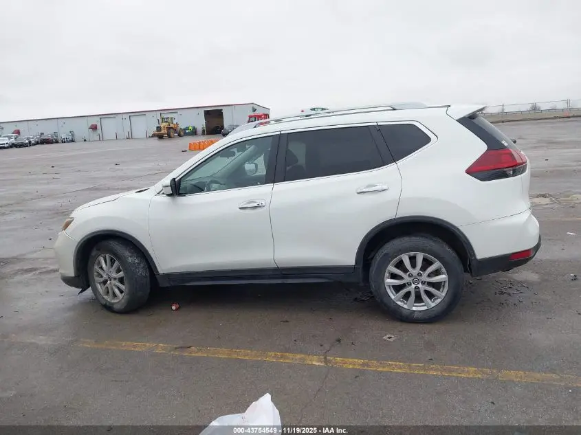 2018 NISSAN ROGUE SV