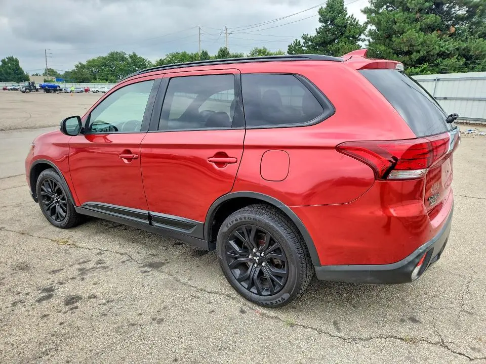 2018 MITSUBISHI OUTLANDER SE  