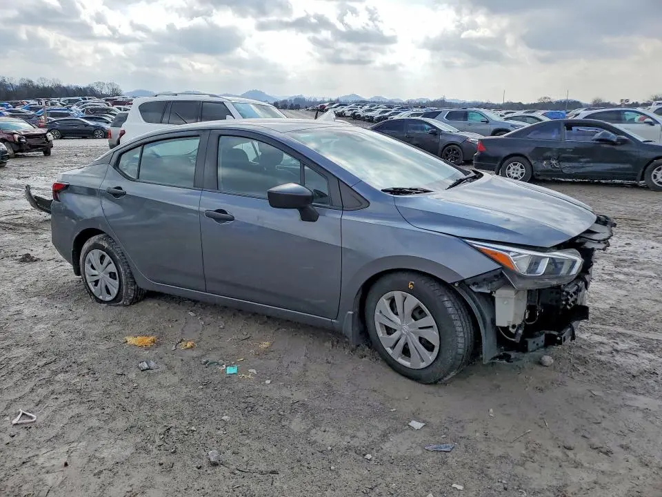 2020 NISSAN VERSA S  
