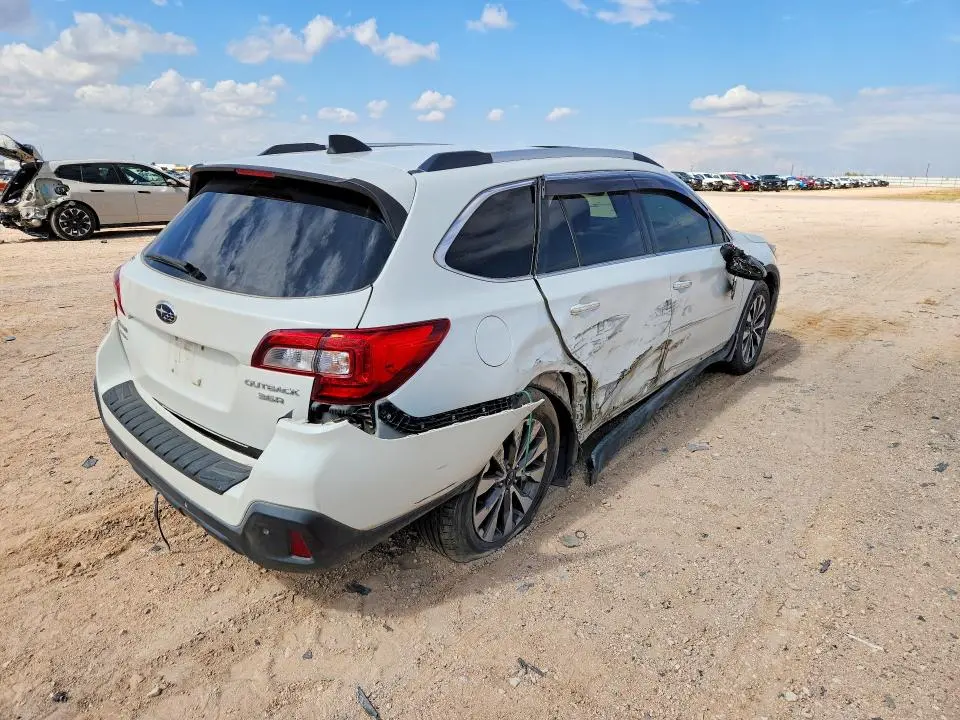 2018 SUBARU OUTBACK TOURING  