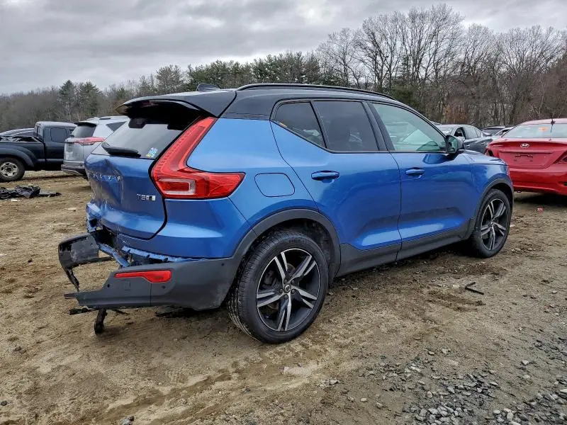 2019 VOLVO XC40 T5 R-DESIGN  