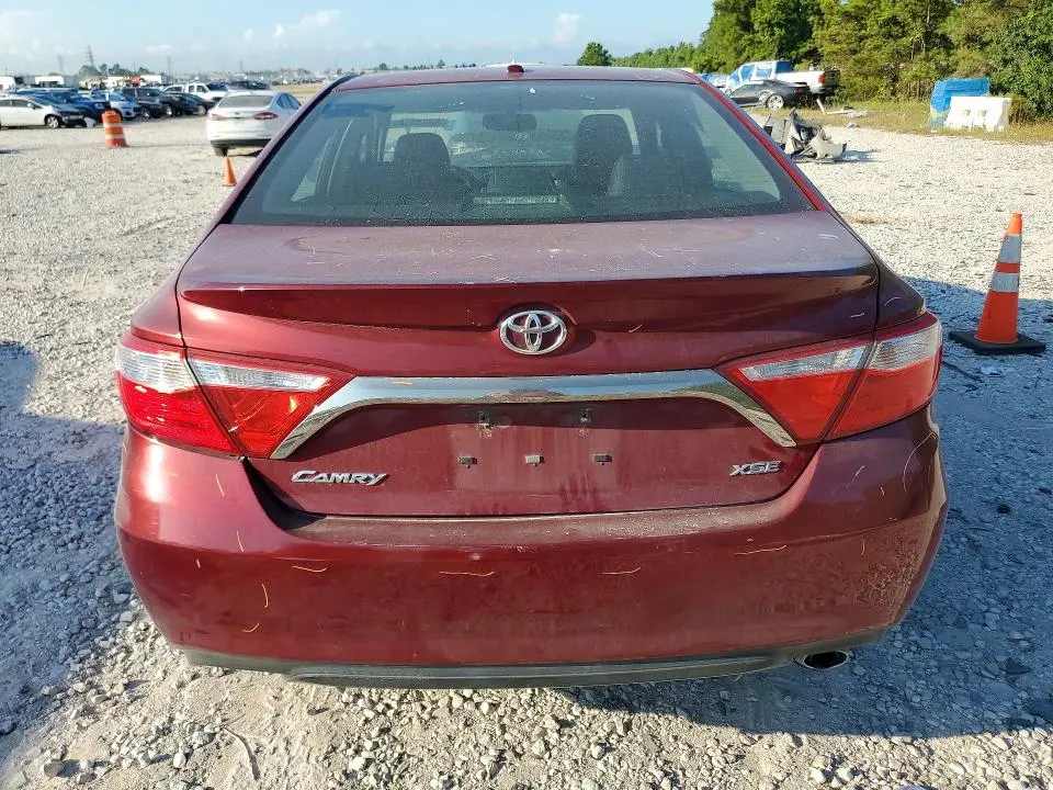 2015 TOYOTA CAMRY XSE  