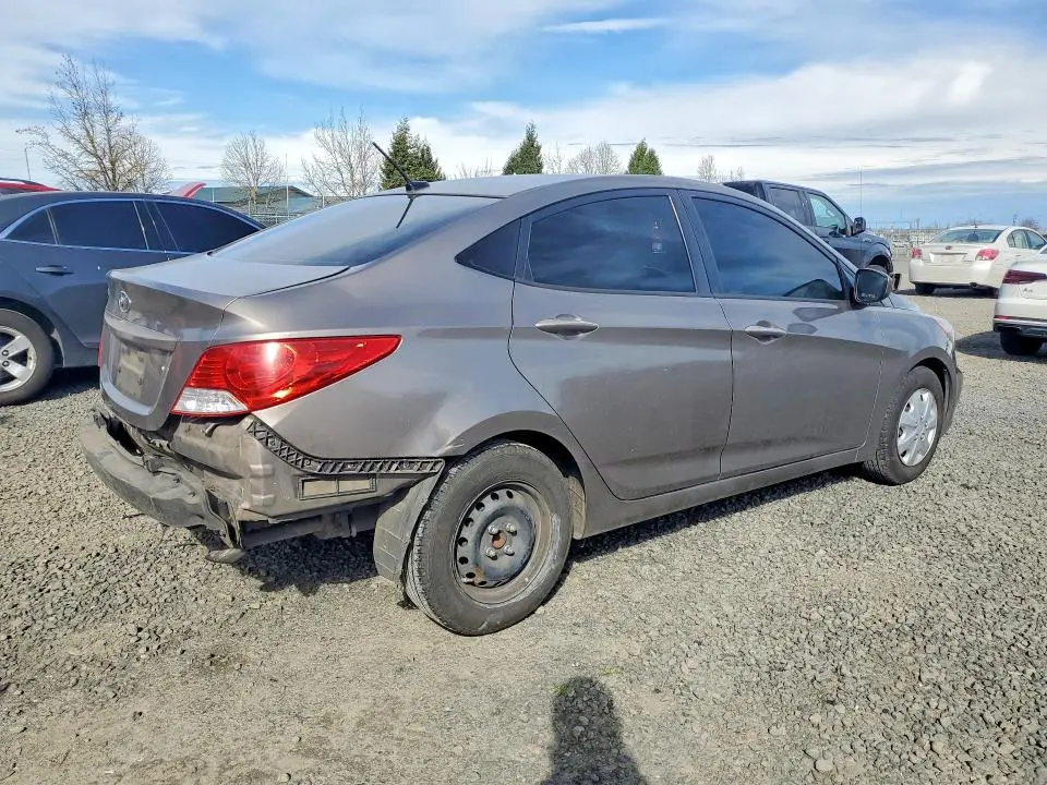 2013 HYUNDAI ACCENT GLS  