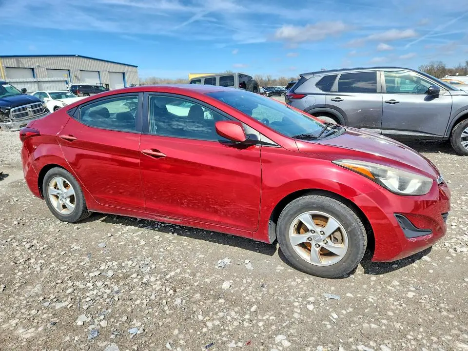 2014 HYUNDAI ELANTRA SE  