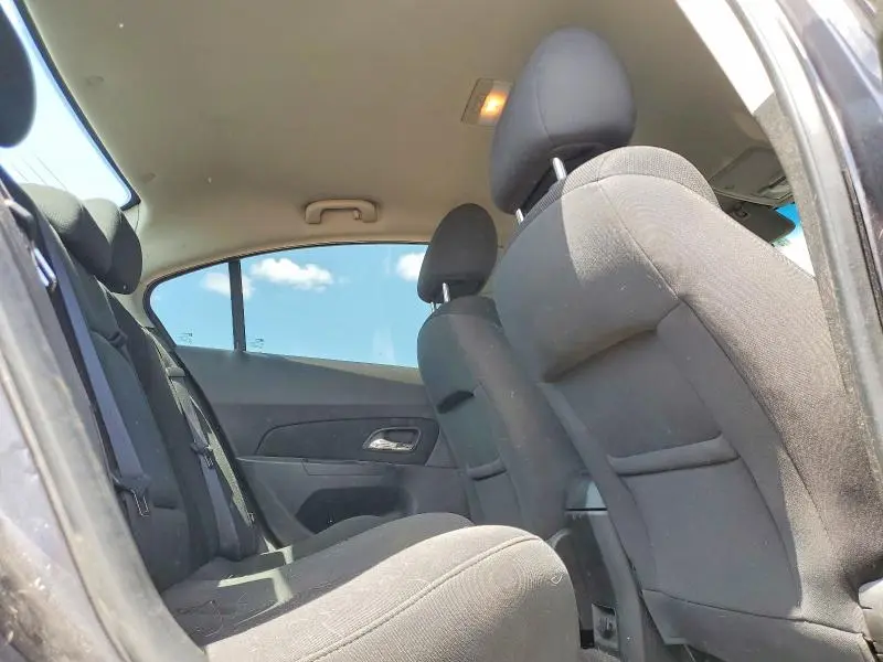 2011 CHEVROLET CRUZE LT  