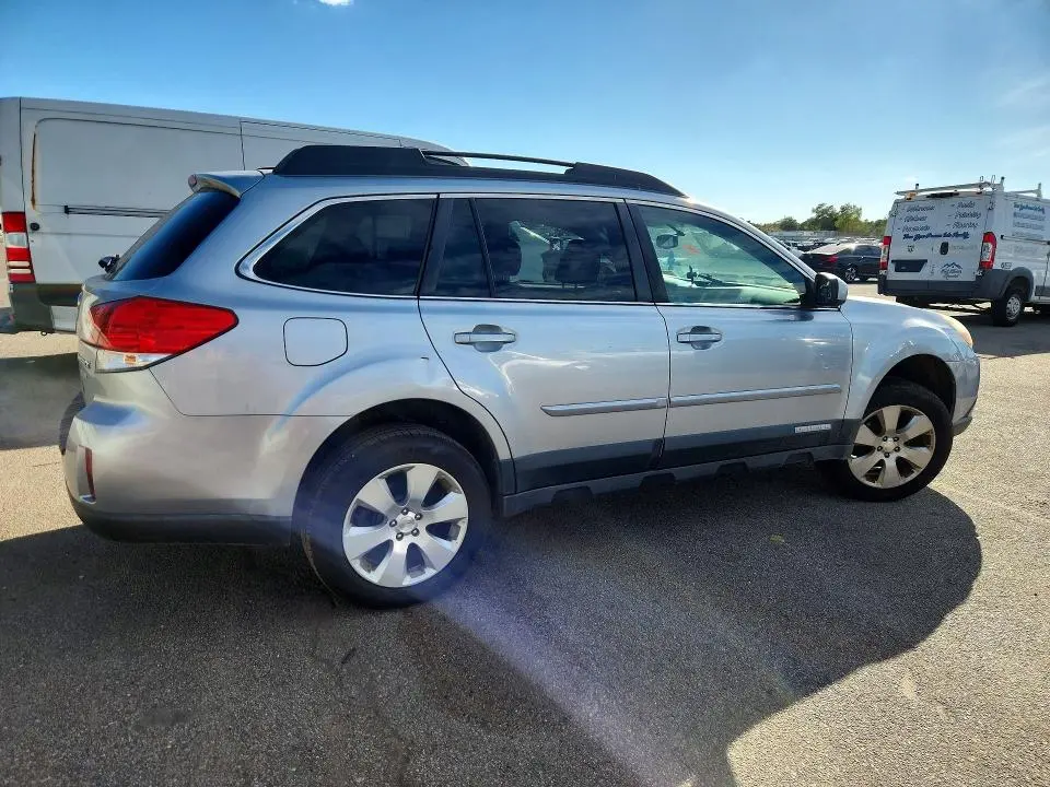 2012 SUBARU OUTBACK 2.5I PREMIUM  