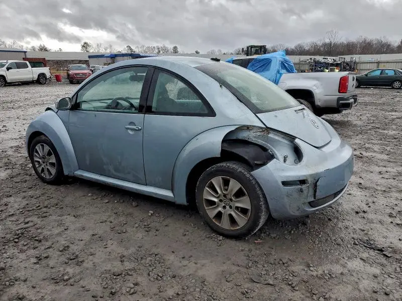 2010 VOLKSWAGEN NEW BEETLE   