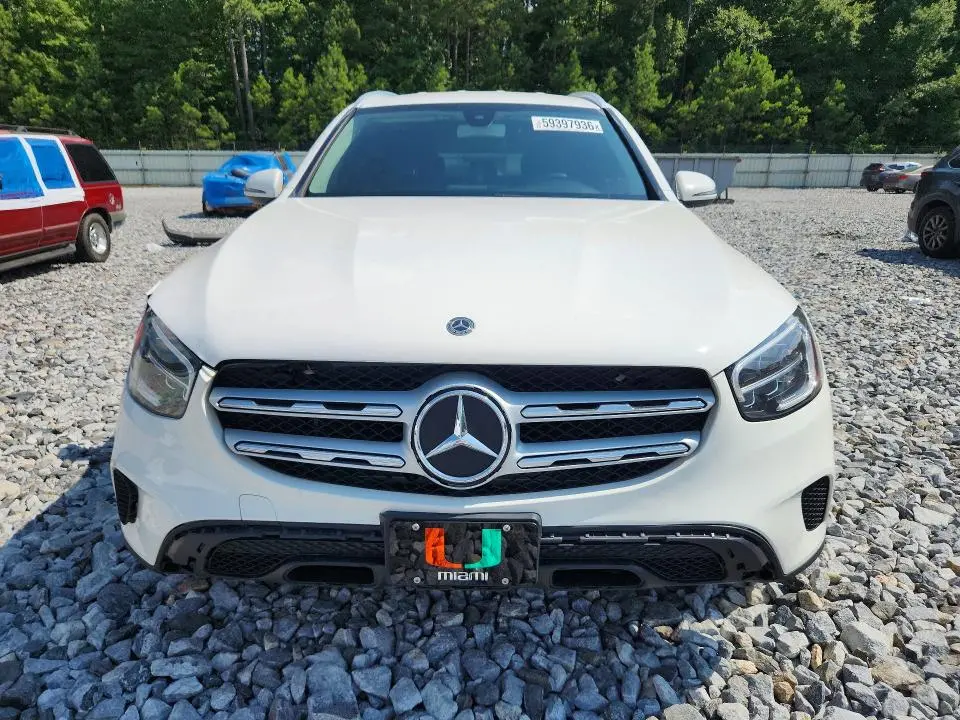 2020 MERCEDES-BENZ GLC 300  