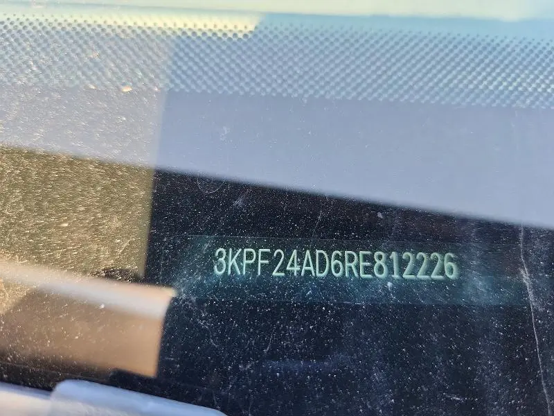 2024 KIA FORTE LXS  