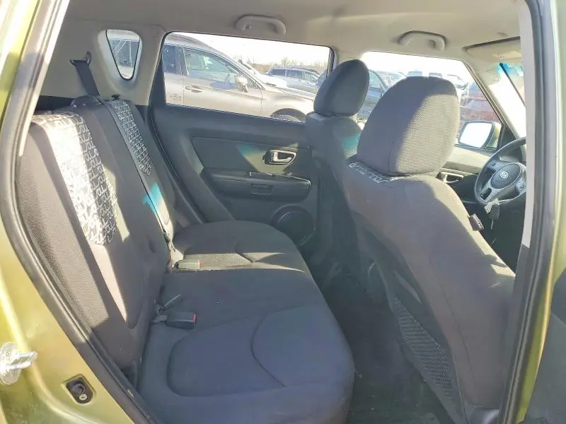 2011 KIA SOUL +  