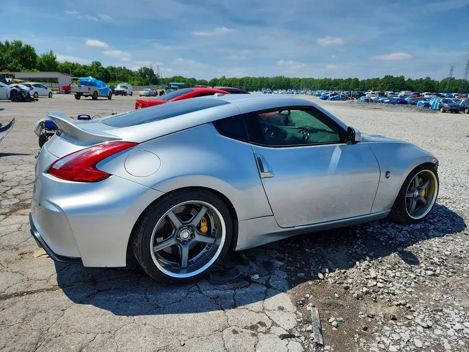2010 NISSAN 370Z BASE  
