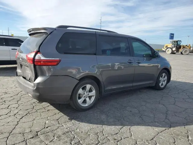 2015 TOYOTA SIENNA LE  