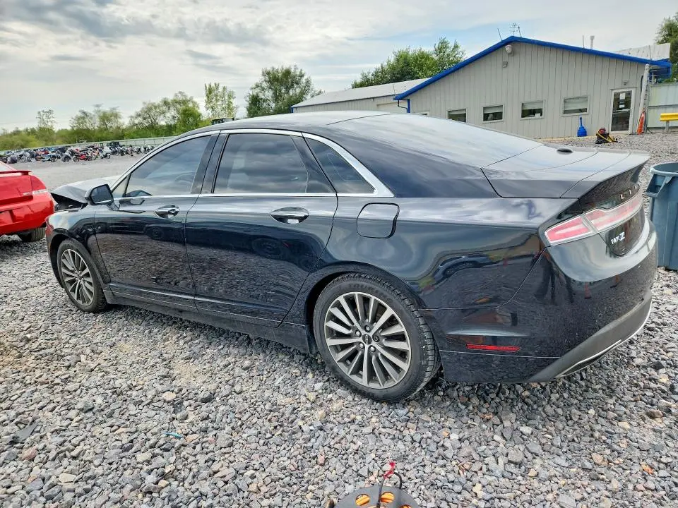 2017 LINCOLN MKZ   