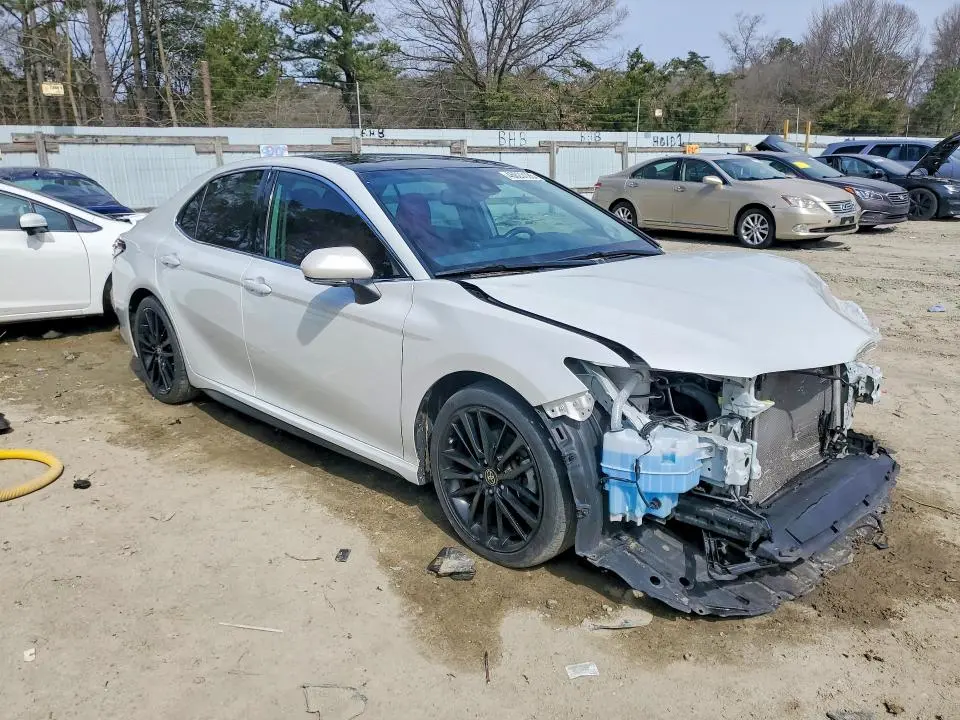 2022 TOYOTA CAMRY XSE V6  