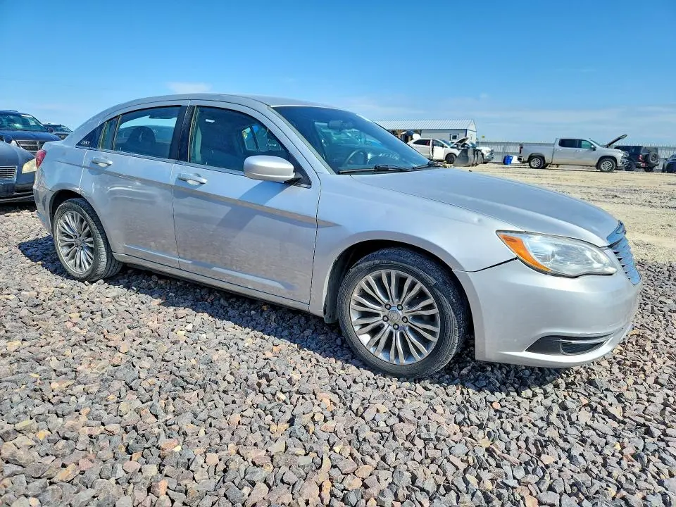 2012 CHRYSLER 200 LX  