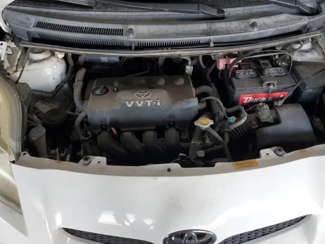 2011 TOYOTA YARIS