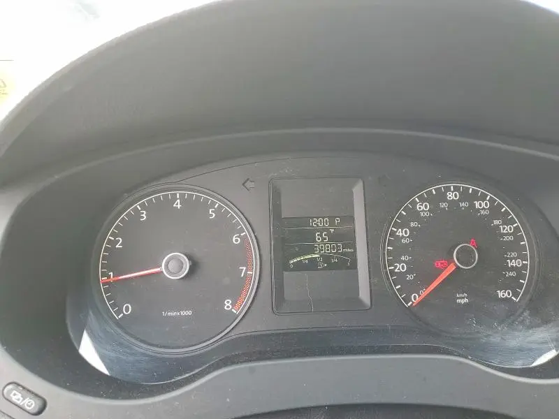 2013 VOLKSWAGEN JETTA BASE  