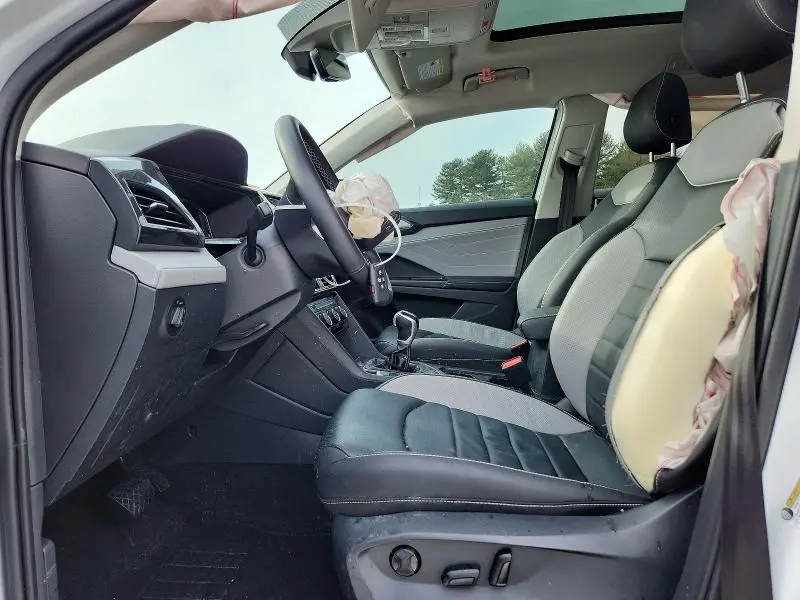 2024 VOLKSWAGEN TAOS SEL  