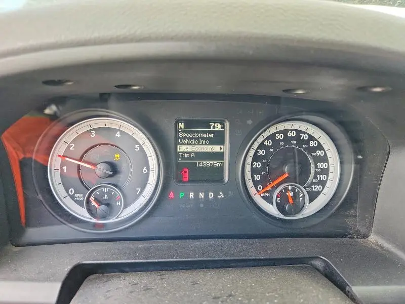2013 RAM 1500 SLT  