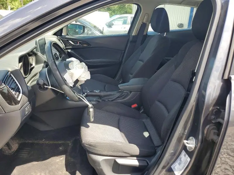 2016 MAZDA 3 TOURING  