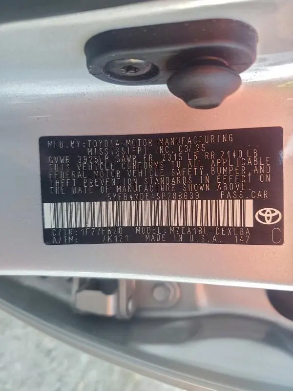 2025 TOYOTA COROLLA LE  