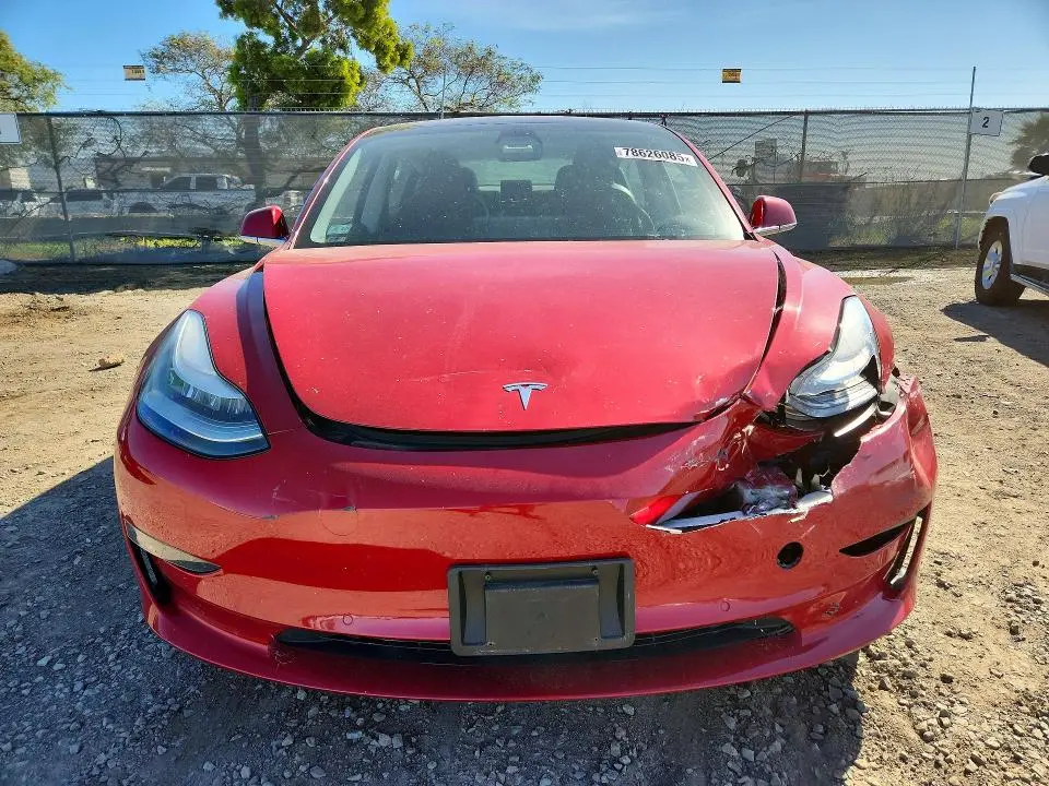 2018 TESLA MODEL 3   