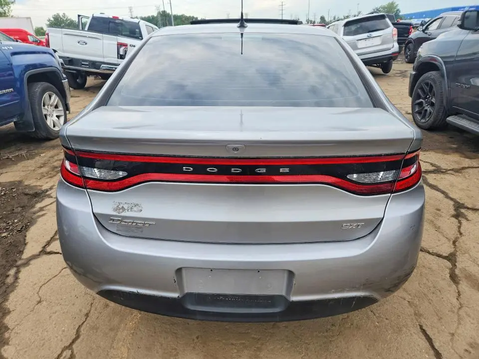 2015 DODGE DART SXT  